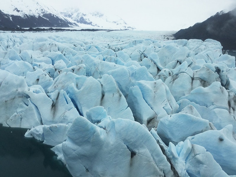 Kayak glacier grey